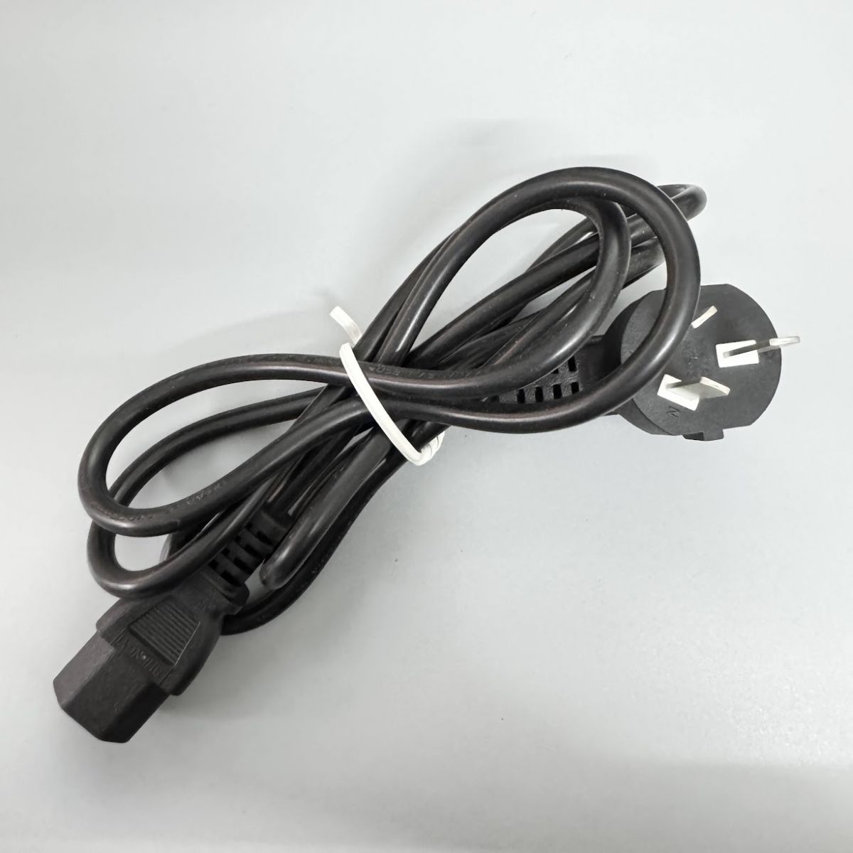 Dây nguồn 3 chấu - sản phẩm chất lượng cho thợ sửa chữa điện thoại