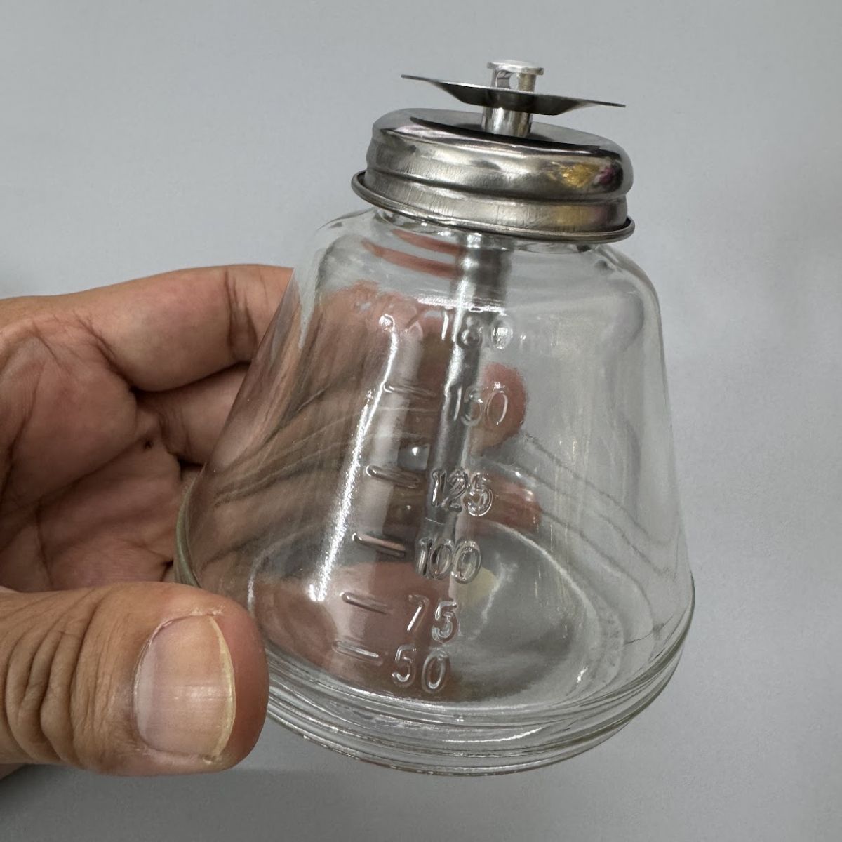 Lọ đựng dung dịch đĩa to, sản phẩm chất lượng cao cho thợ sửa chữa điện thoại.