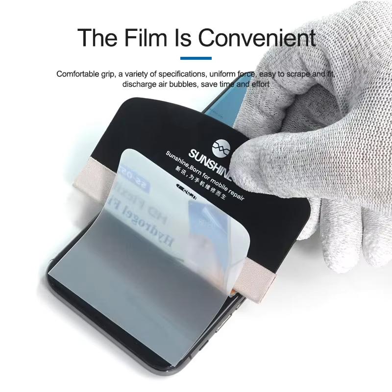 Ứng dụng thực tế của miếng gạt trong việc dán màn hình điện thoại.